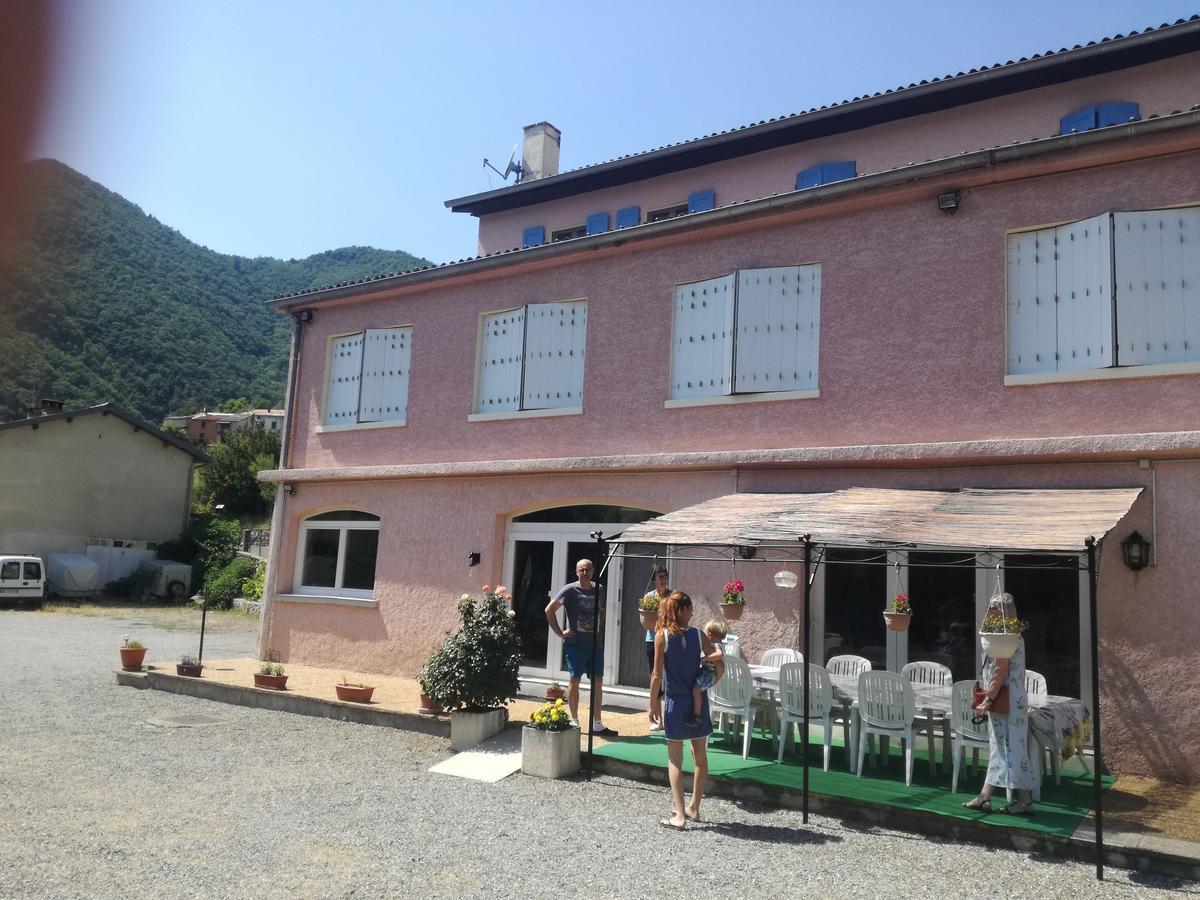 Gites Les Tilleuls Clamensane Esterno foto